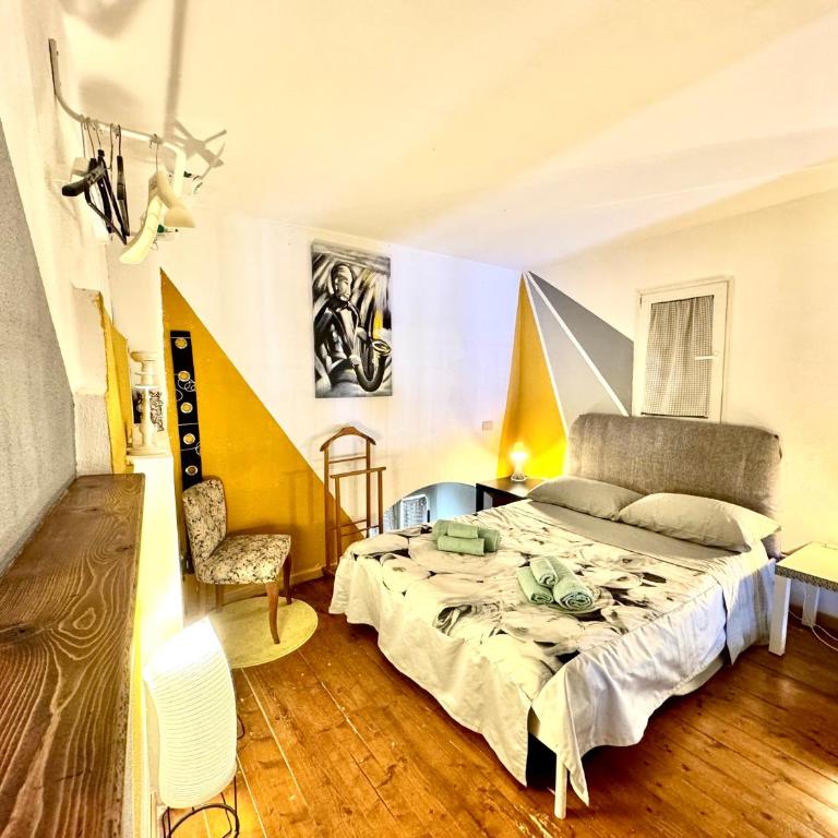 Sakè Art Loft at the Dome - Studio - Split Level - 29