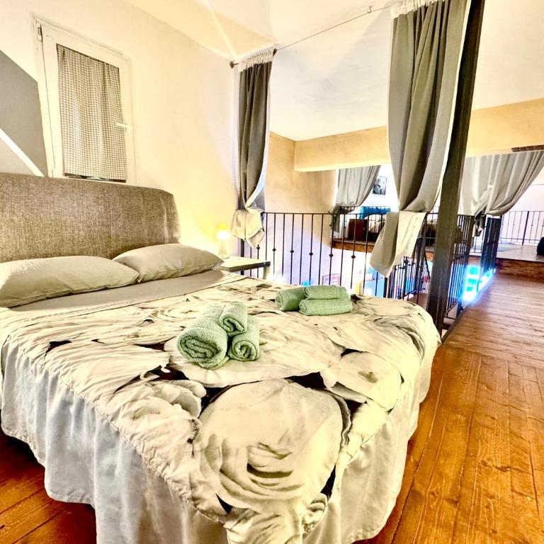 Sakè Art Loft at the Dome - Studio - Split Level - 31