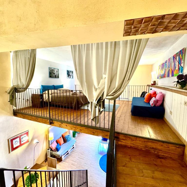 Sakè Art Loft at the Dome - Studio - Split Level - 21