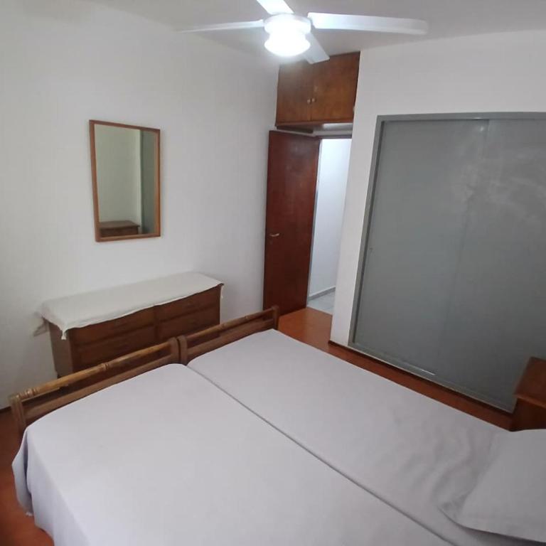 Depto Belgrano2 zona centro para 4 personas - One-Bedroom Apartment - 9