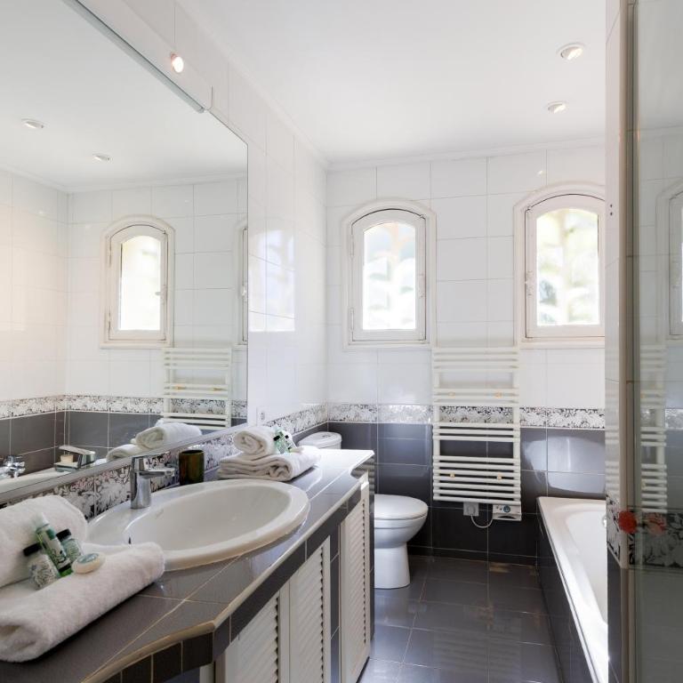 Une parenthèse campagne chic au cœur de la nature - Maison 5 Chambres - 23