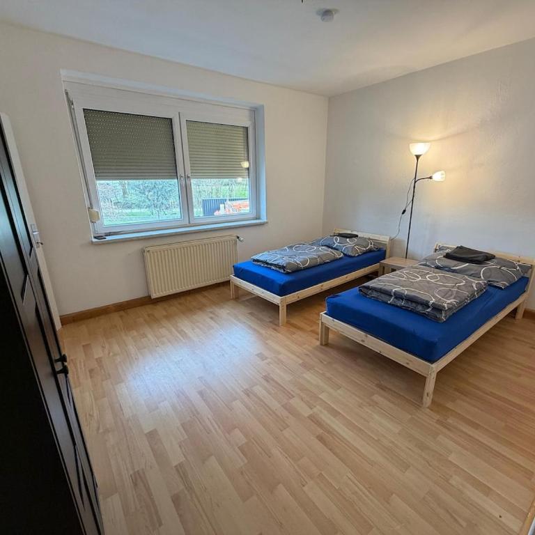 Monteurwohnung - Gemütliche Stadtwohnung im Grünen - Apartamento de 2 dormitorios - 3