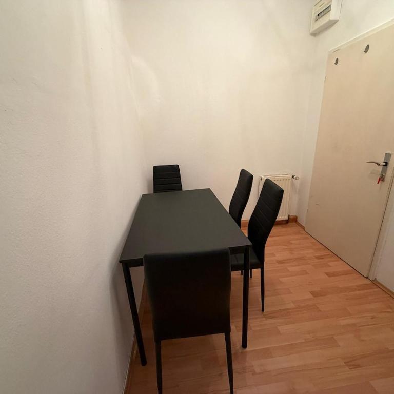 Monteurwohnung - Gemütliche Stadtwohnung im Grünen - Apartamento de 2 dormitorios - 8