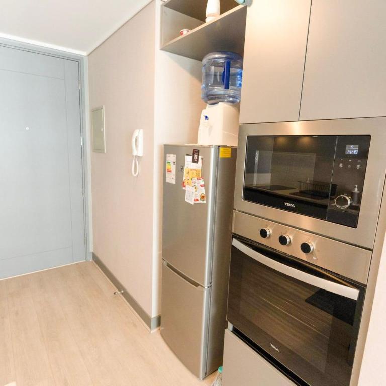 VR | 2PAX, 1D1B, GYM, balcón, Piscina Metro Toesca - Apartamento de 1 dormitorio - 9