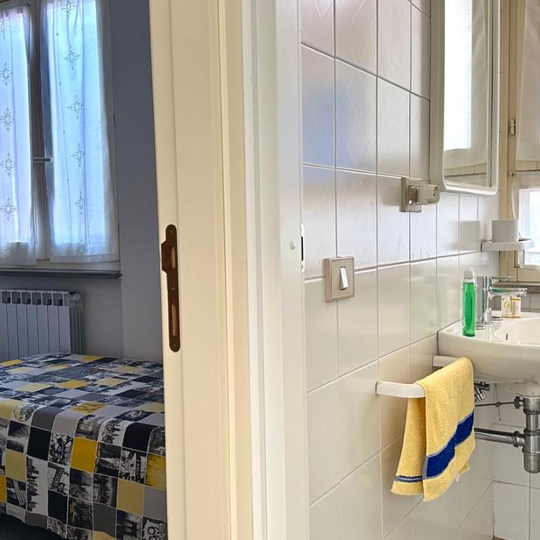 M341 - Marcelli, Trilocale con giardino a due passi dal mare - Two-Bedroom Apartment - 7