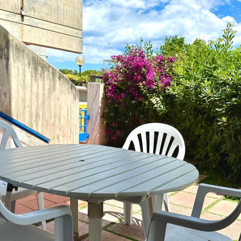 M341 - Marcelli, Trilocale con giardino a due passi dal mare - Two-Bedroom Apartment - 24