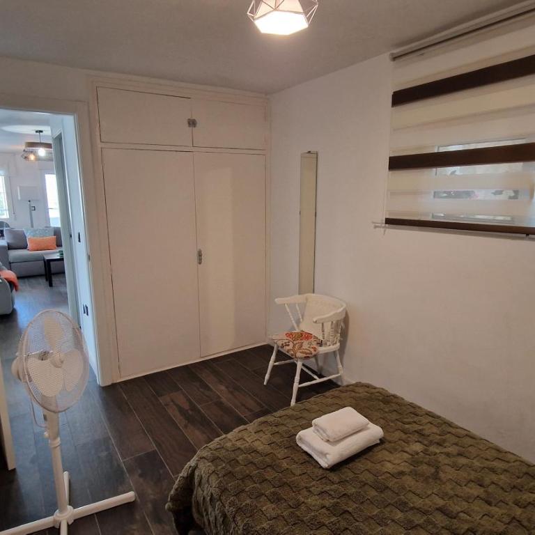 Stylish & Fully furnished 3 Bedrooms Flat-4 min Walk to Albufereta beach - Three-Bedroom Apartment - 19