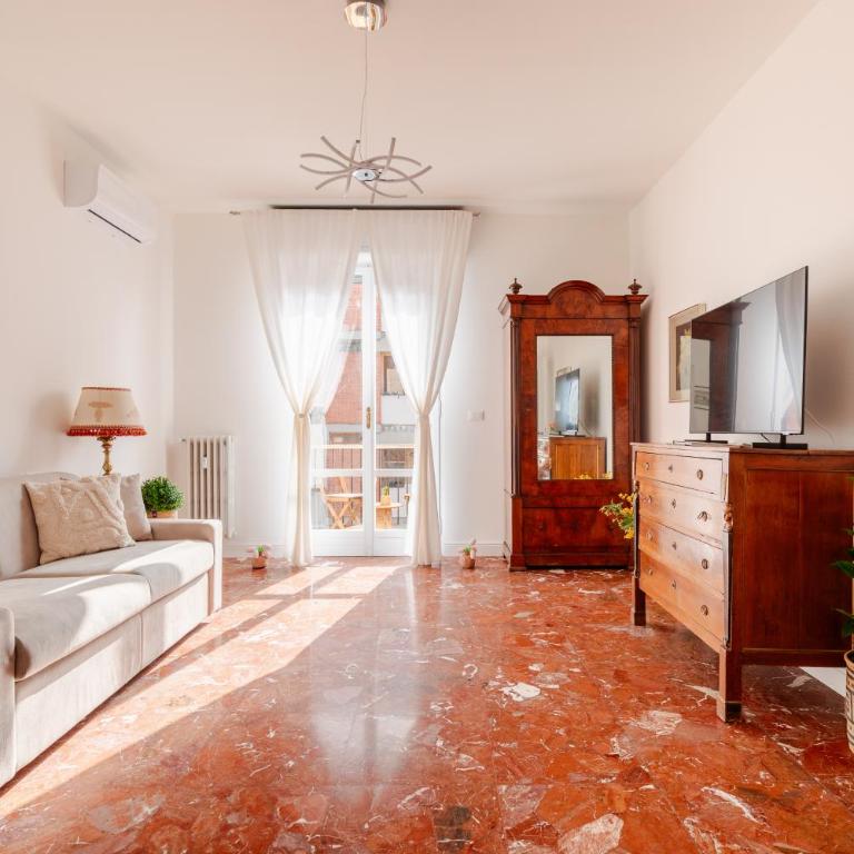 Casa Bra-Z 10m da Arena Verona e Stazione Porta Nuova - 7Px - Appartamento Superior con 2 Camere da Letto - 1