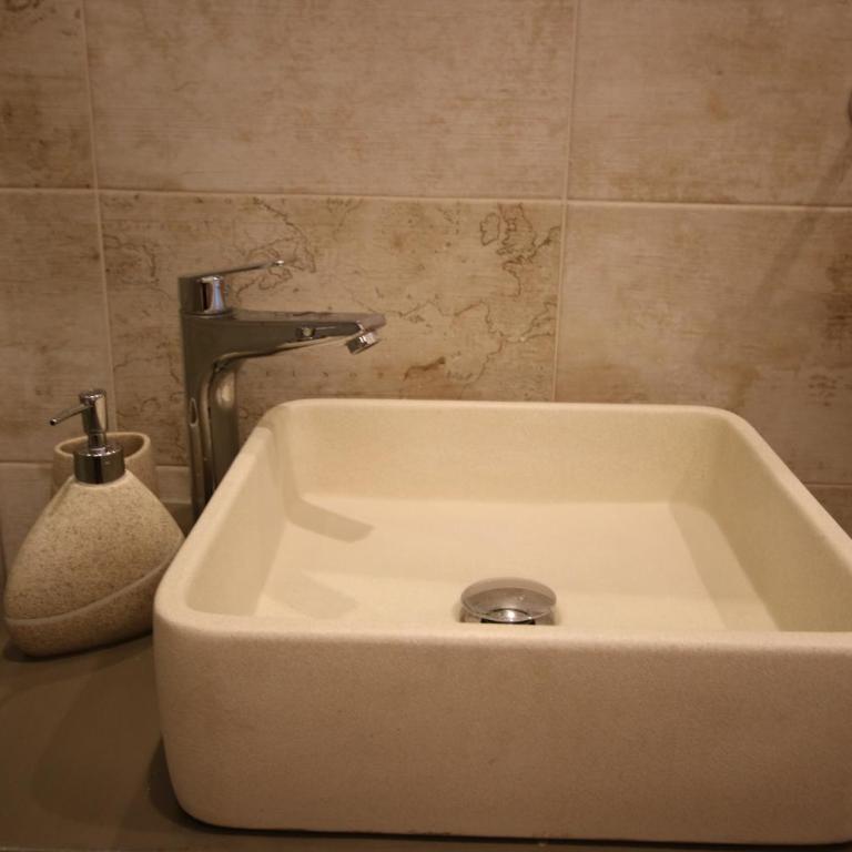 Residenza Savelli - Double Room with Private Bathroom - 3