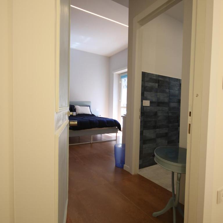 Residenza Savelli - Double Room with Balcony - 5