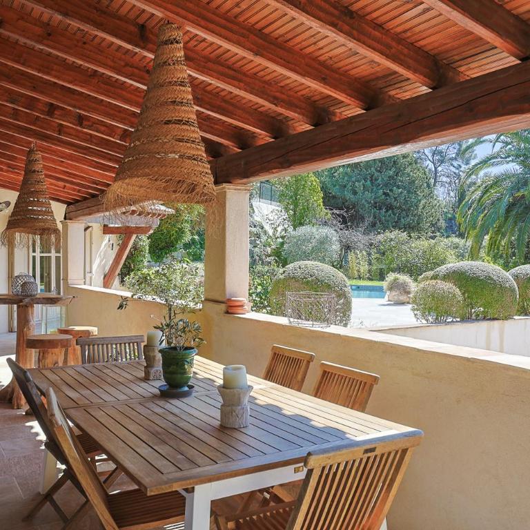 Une parenthèse campagne chic au cœur de la nature - Maison 5 Chambres - 64