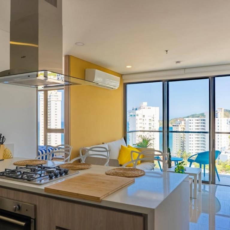 Hermoso y Comodo Apartamento en Playa Salguero, Rodadero - Apartamento con 3 dormitorios - Frente al océano - 2