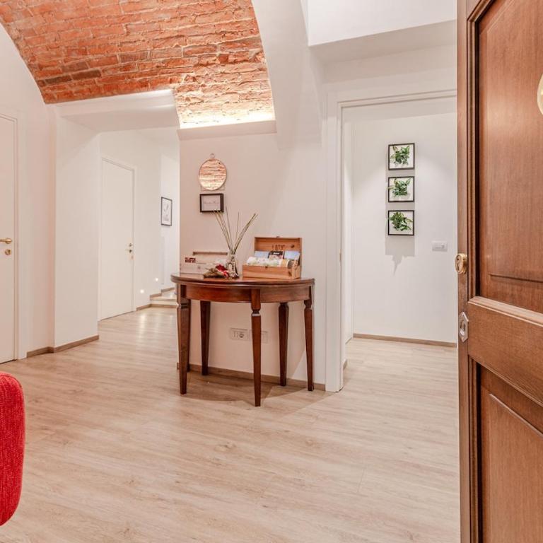 Affitti Brevi Siena - Spazioso appartamento di lusso, con 4 camere e 4 bagni in centro - One-Bedroom Apartment - 27