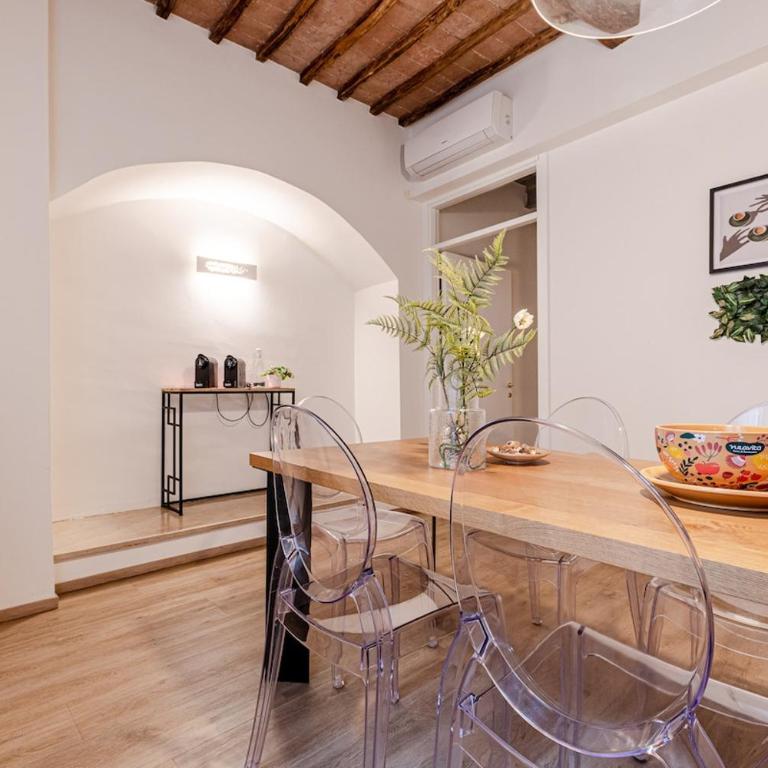 Affitti Brevi Siena - Spazioso appartamento di lusso, con 4 camere e 4 bagni in centro - One-Bedroom Apartment - 35