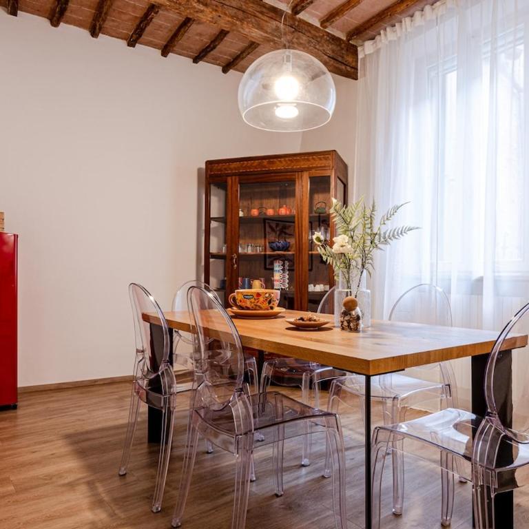 Affitti Brevi Siena - Spazioso appartamento di lusso, con 4 camere e 4 bagni in centro - One-Bedroom Apartment - 50