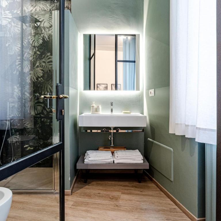Affitti Brevi Siena - Spazioso appartamento di lusso, con 4 camere e 4 bagni in centro - One-Bedroom Apartment - 64