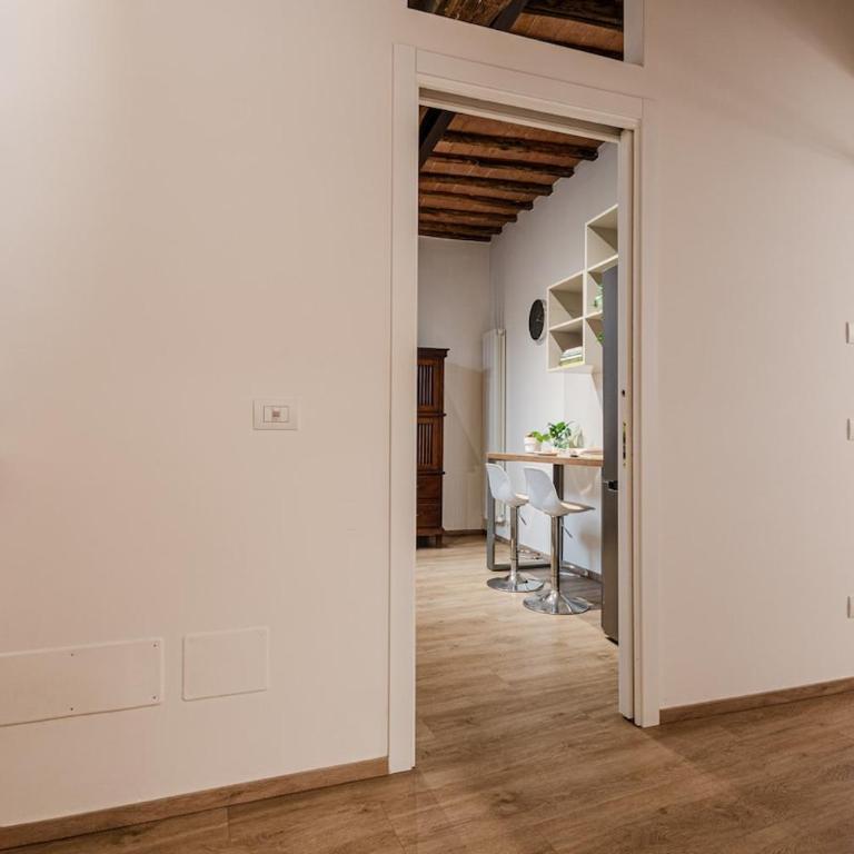 Affitti Brevi Siena - Spazioso appartamento di lusso, con 4 camere e 4 bagni in centro - One-Bedroom Apartment - 68