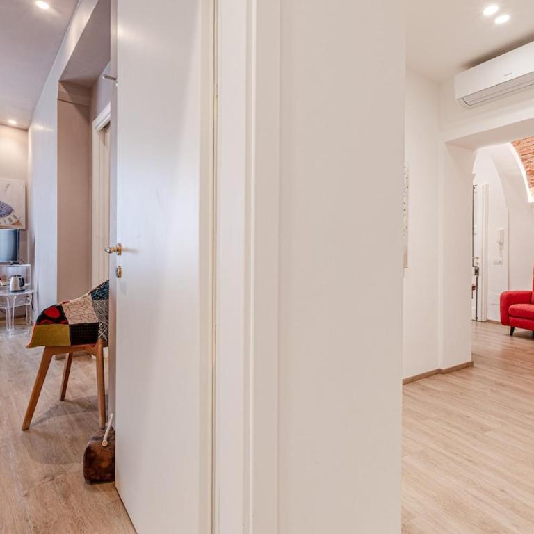 Affitti Brevi Siena - Spazioso appartamento di lusso, con 4 camere e 4 bagni in centro - One-Bedroom Apartment - 76