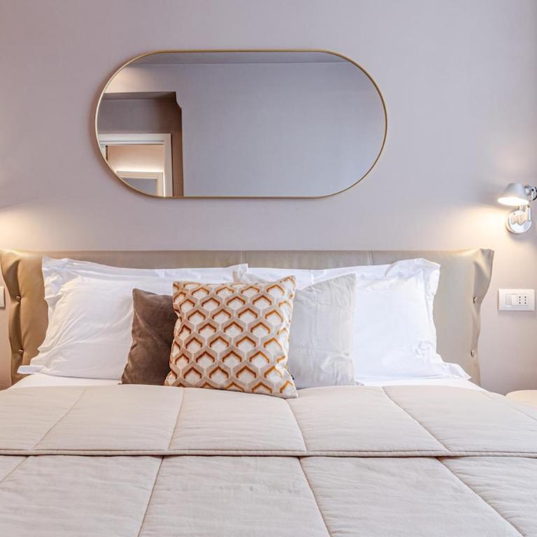 Affitti Brevi Siena - Spazioso appartamento di lusso, con 4 camere e 4 bagni in centro - One-Bedroom Apartment - 87
