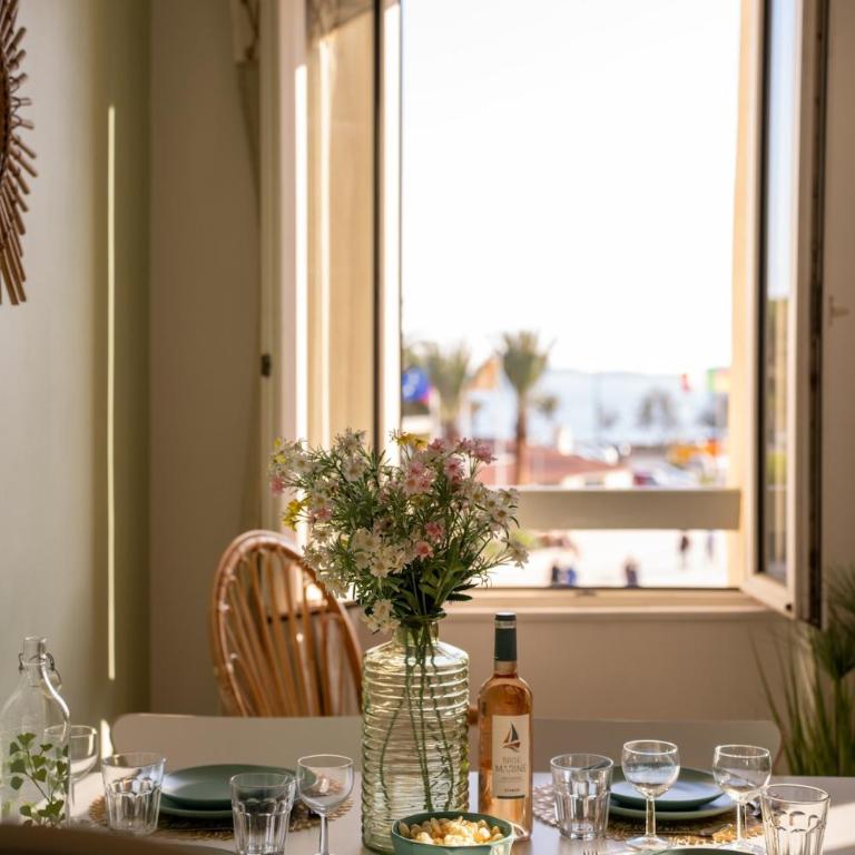 Charmant T2 sur le port de Sanary - vue mer - Apartment mit 1 Schlafzimmer - 1