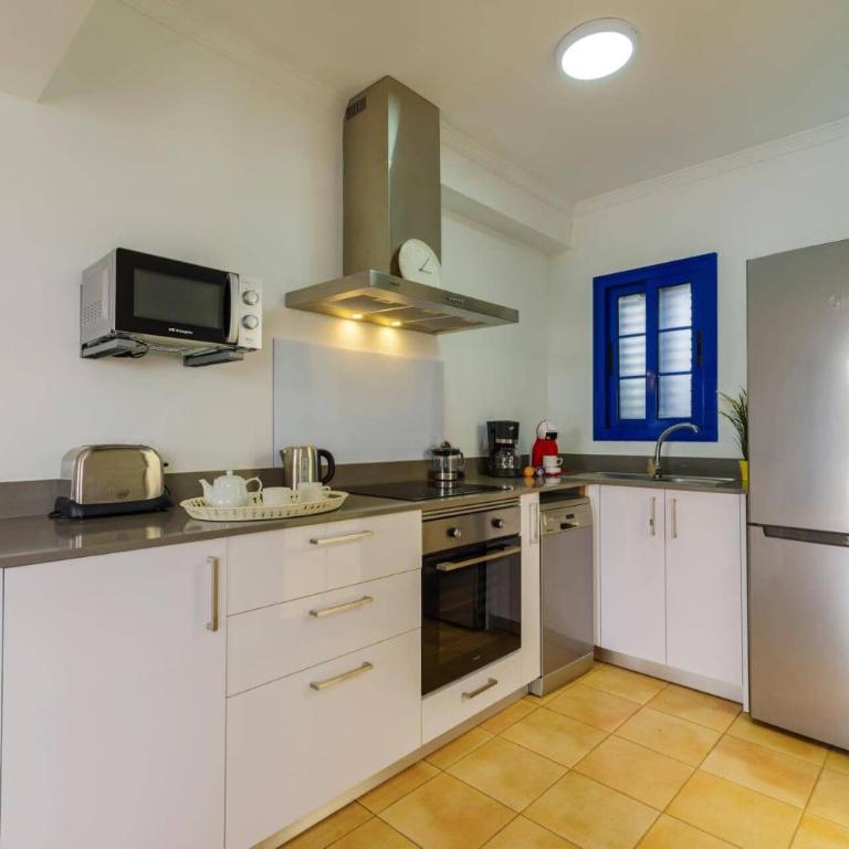 Villa Seasol 1 by Villa Plus - Villa - 11