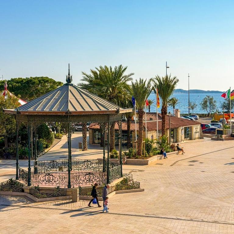 Charmant T2 sur le port de Sanary - vue mer - Apartment mit 1 Schlafzimmer - 19