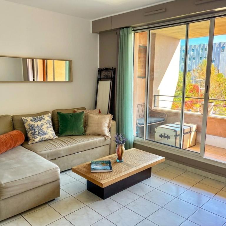 T2 Lumineux, Calme avec Wifi Proche centre et site culturels - Appartement 1 Chambre - 1