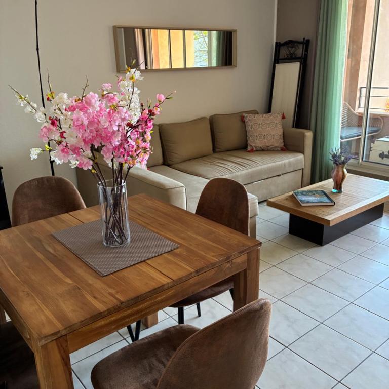 T2 Lumineux, Calme avec Wifi Proche centre et site culturels - Appartement 1 Chambre - 2