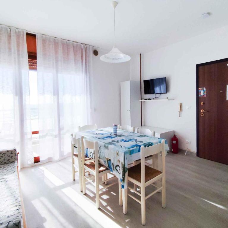 Studio with A - C in Jesolo 44132 - Apartment - 3