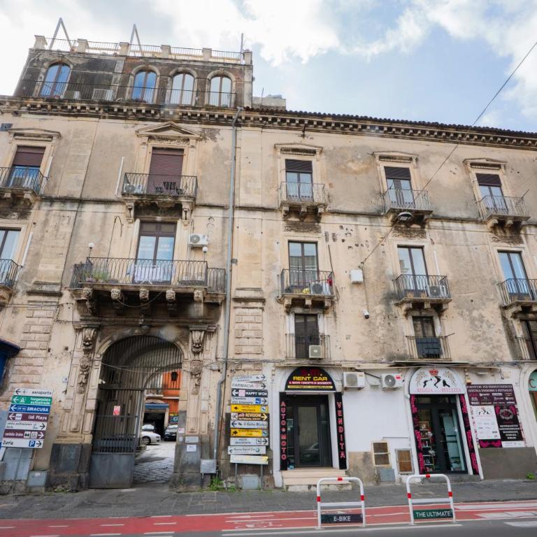Casa Alcalà Deluxe - Superior Three-Bedroom Apartment - 35