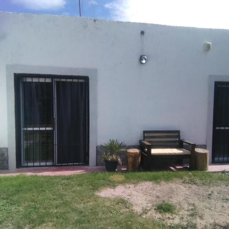 Mendoza Junín aceptamos tarjetas - Casa con 1 dormitorio - 10