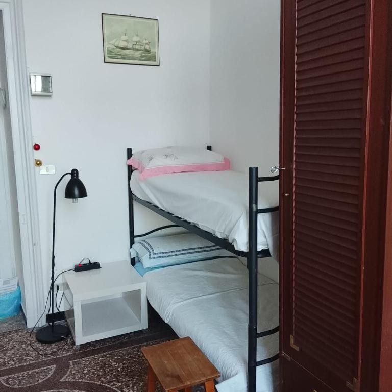Hostello Genovese - Letto Singolo in Dormitorio - 2