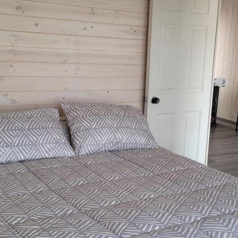 Aegla lodge - Three-Bedroom Bungalow - 9