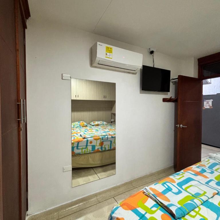 Hostal El Recreo - Habitación Deluxe con cama extragrande - 1