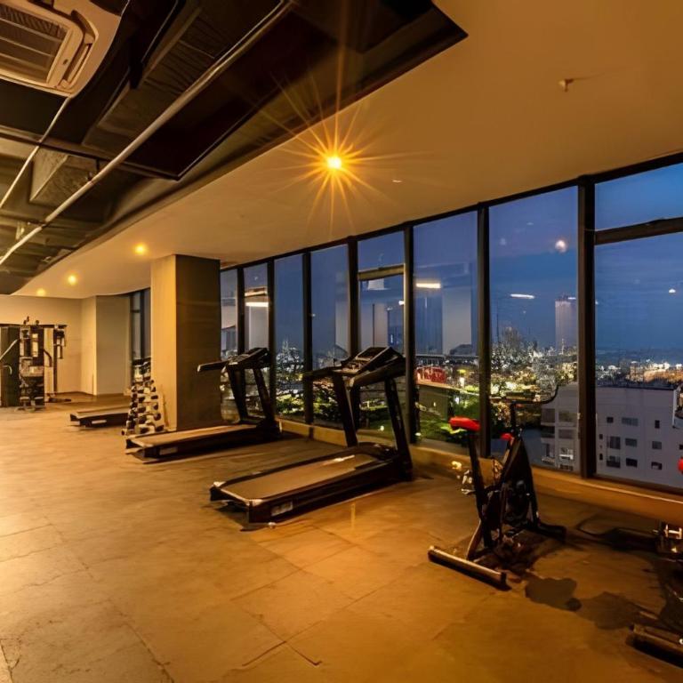 Elite Apartment / Near the Historic Center - Two-Bedroom Apartment with Water View - 8