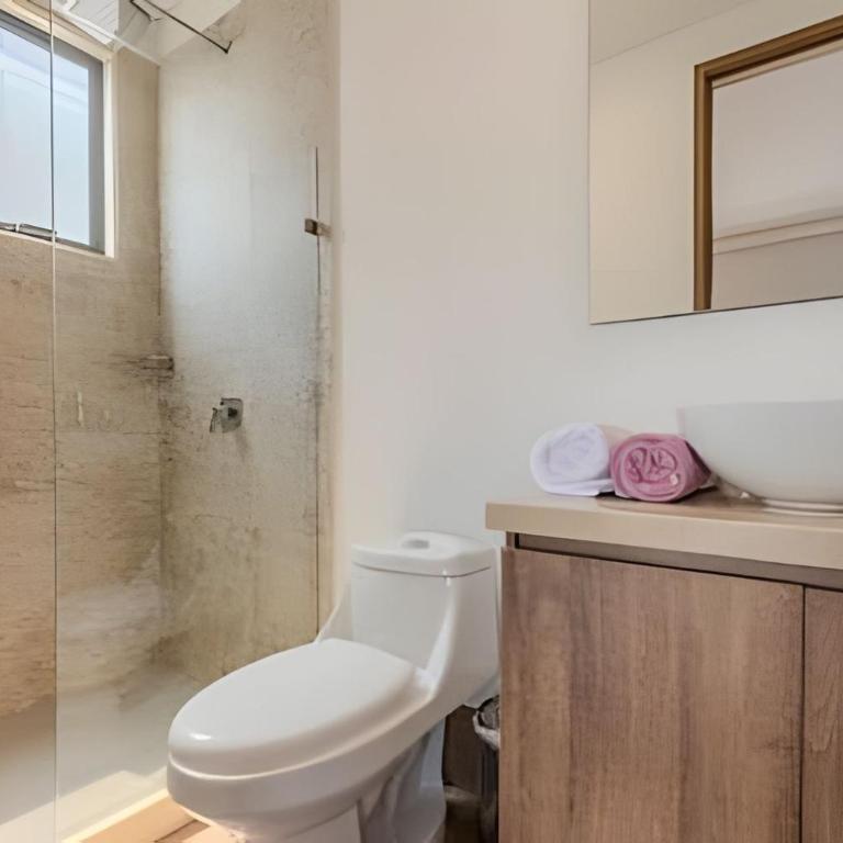 Elite Apartment / Near the Historic Center - Two-Bedroom Apartment with Water View - 17