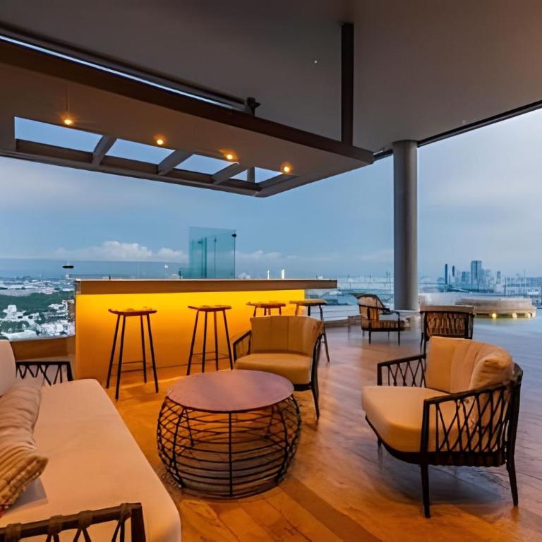 Elite Apartment / Near the Historic Center - Two-Bedroom Apartment with Water View - 48