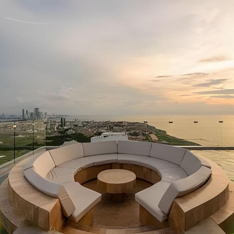 Elite Apartment / Near the Historic Center - Two-Bedroom Apartment with Water View - 54