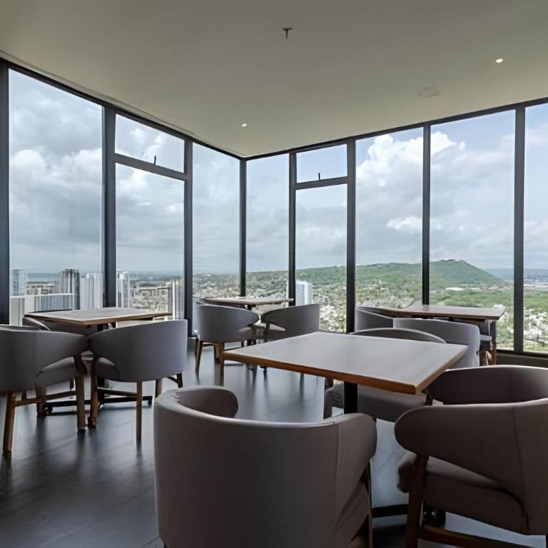 Elite Apartment / Near the Historic Center - Two-Bedroom Apartment with Water View - 62