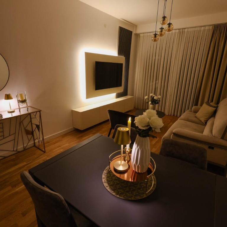 Adria Gold - Bayview - Luxury - One-Bedroom Apartment - 32