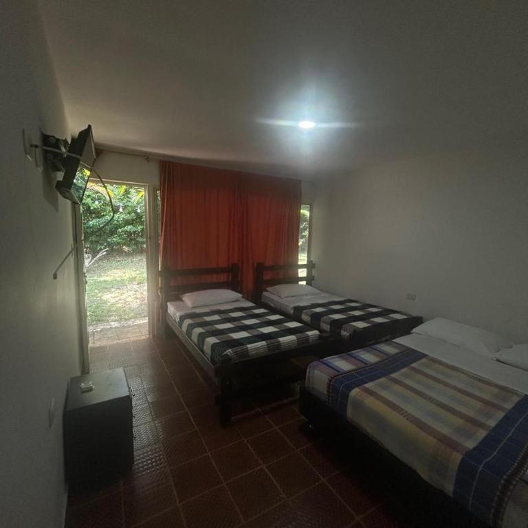 Hotel Travesía Ecológica - Habitación Familiar con baño privado - 2