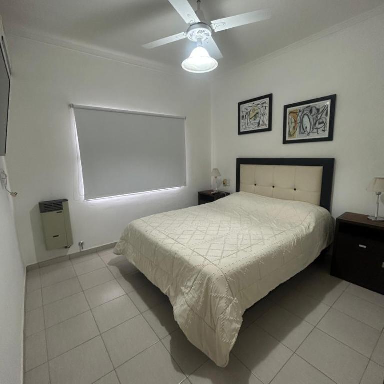 Departamento dos dormitorios con cochera zona terminal ómnibus Colón - Apartamento de 2 dormitorios - 12
