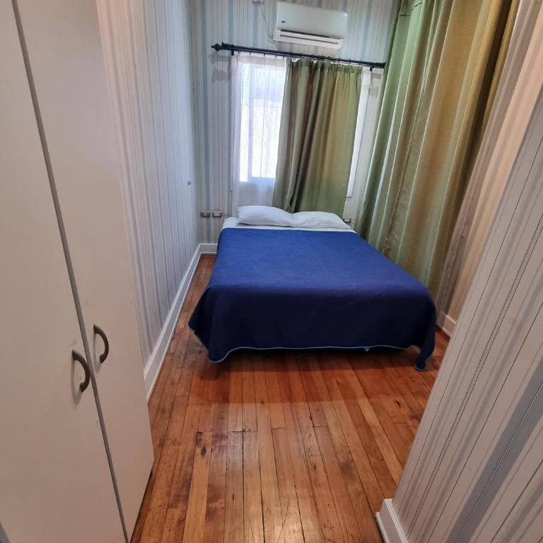 Hotel Traslaviña - Habitación Doble con baño privado - 2