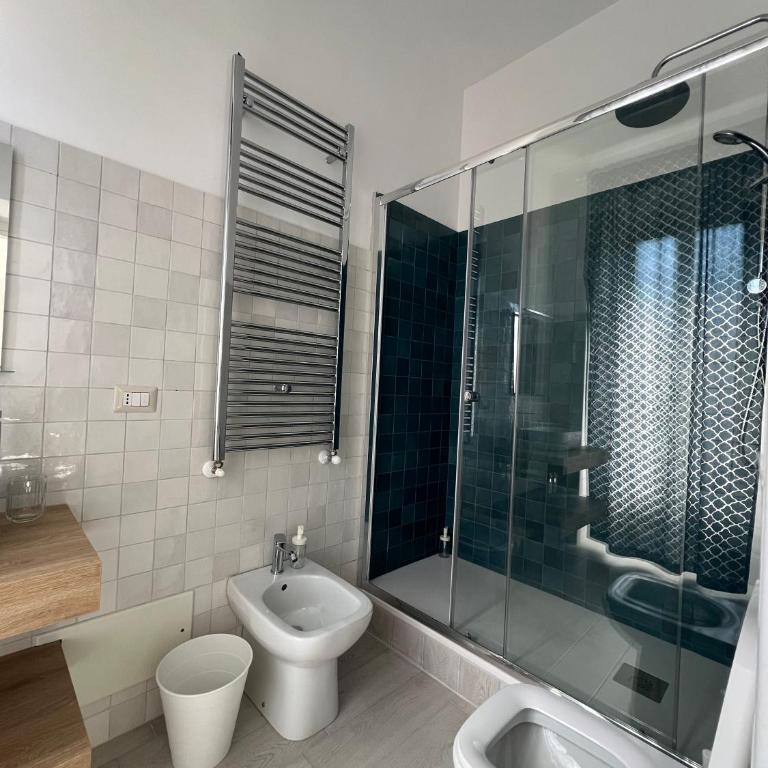 Mare guest house - Camera Tripla con Bagno Privato - 2