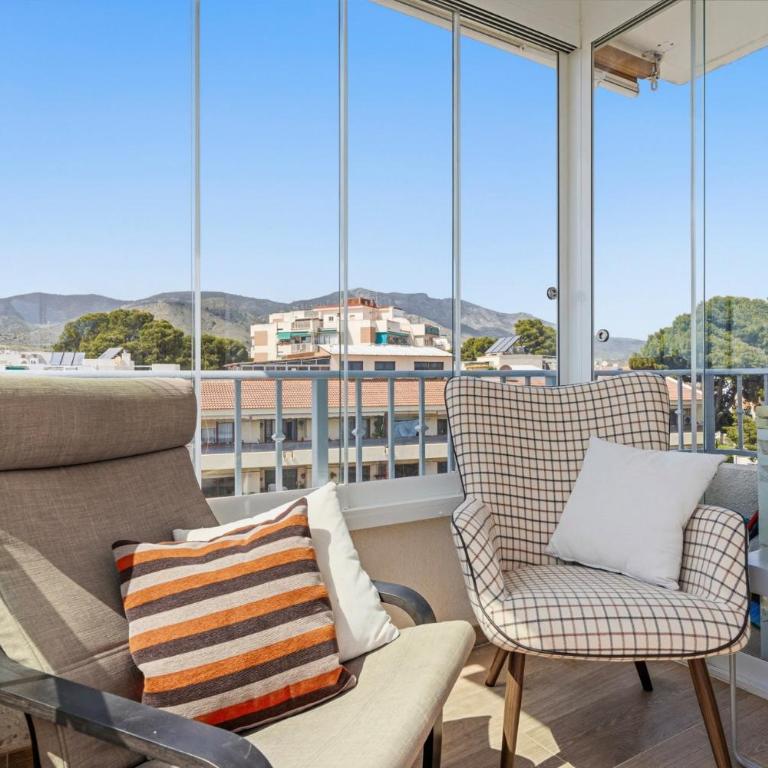 Luminoso ático con vistas al mar en Torremolinos - Apartamento - 2