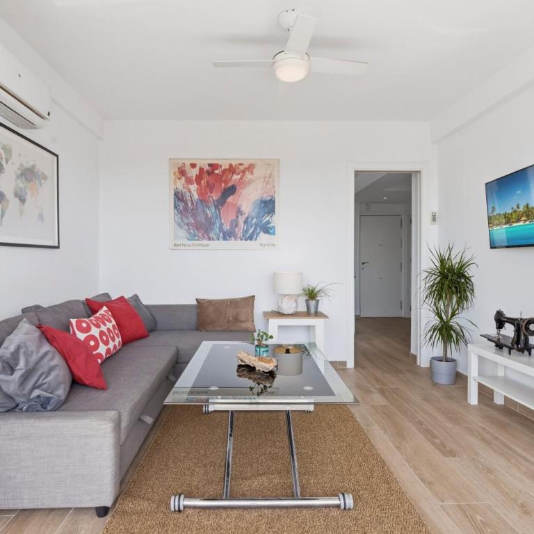 Luminoso ático con vistas al mar en Torremolinos - Apartamento - 10