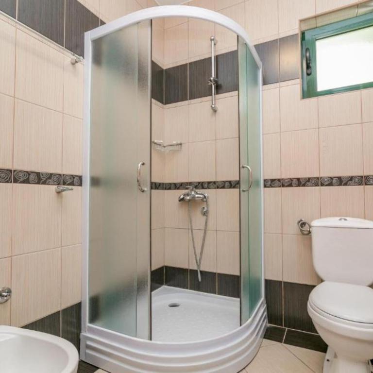 Amor Residence - Studio Apartment with Terrace - 69