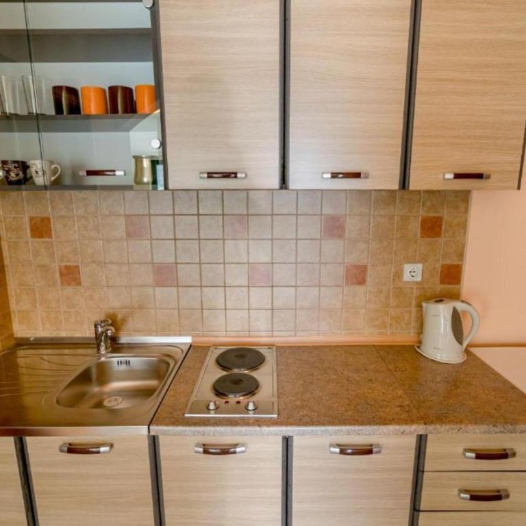 Amor Residence - Studio Apartment - 84