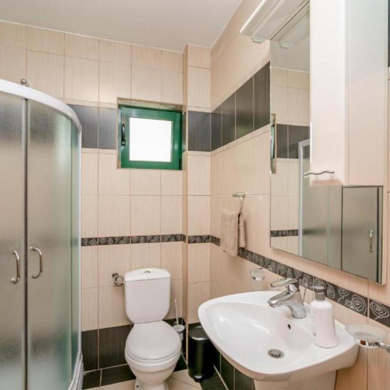 Amor Residence - Studio Apartment with Terrace - 68