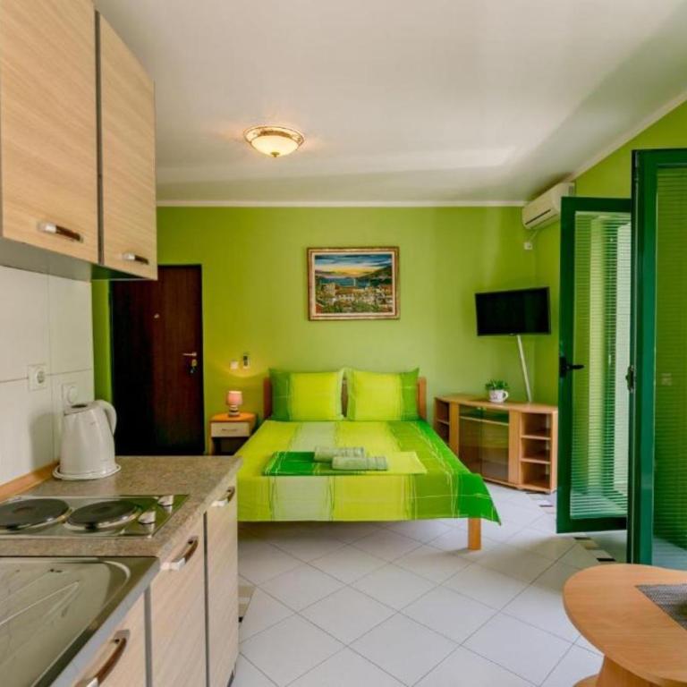 Amor Residence - Studio Apartment - 80